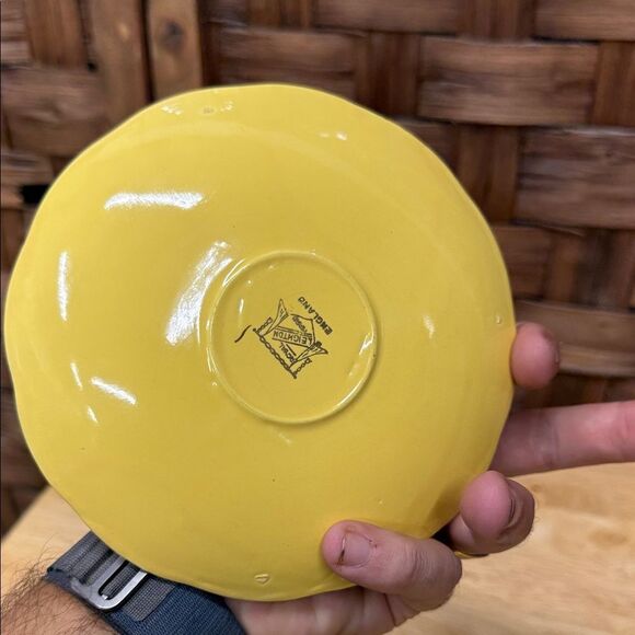 Royal Leighton Yellow Teacup and Saucer with Gold Trim - Picture 6 of 6